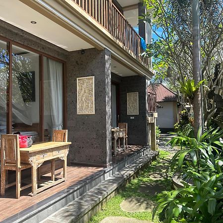 Santosha Place Ουμπούντ Εξωτερικό φωτογραφία