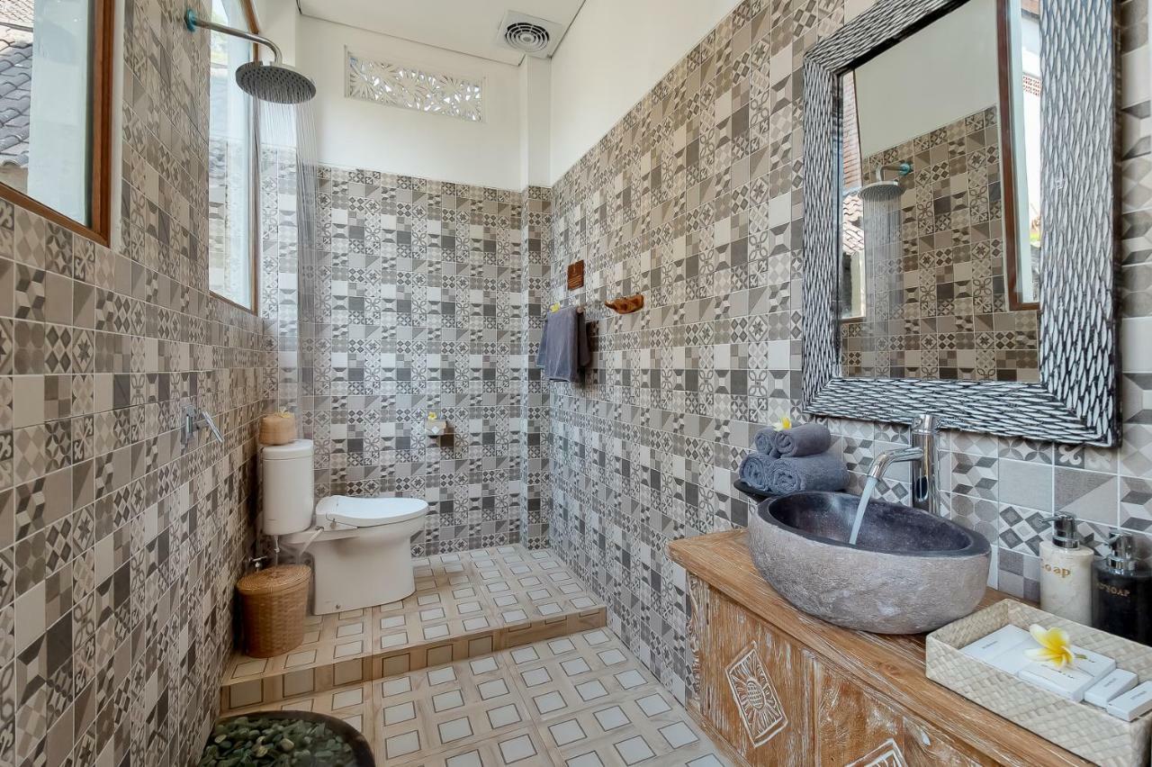 Santosha Place Ουμπούντ Εξωτερικό φωτογραφία